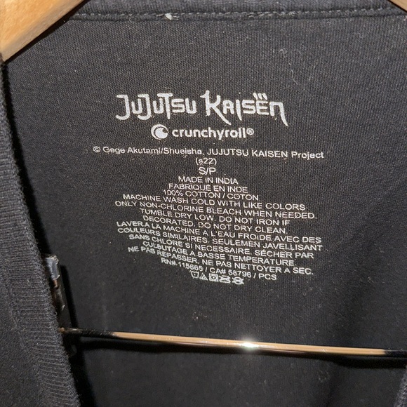 Jujutsu Kaisen Anime Shirt - Picture 5 of 6